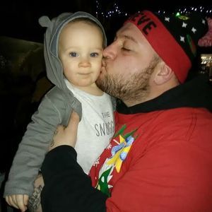 Meet your Posher, Dustin